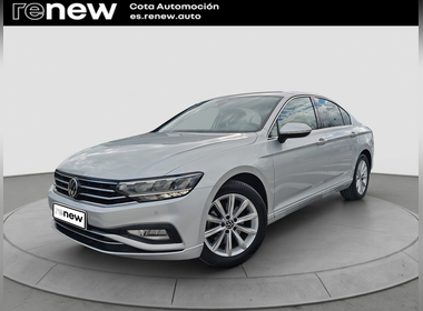 VOLKSWAGEN - PASSAT