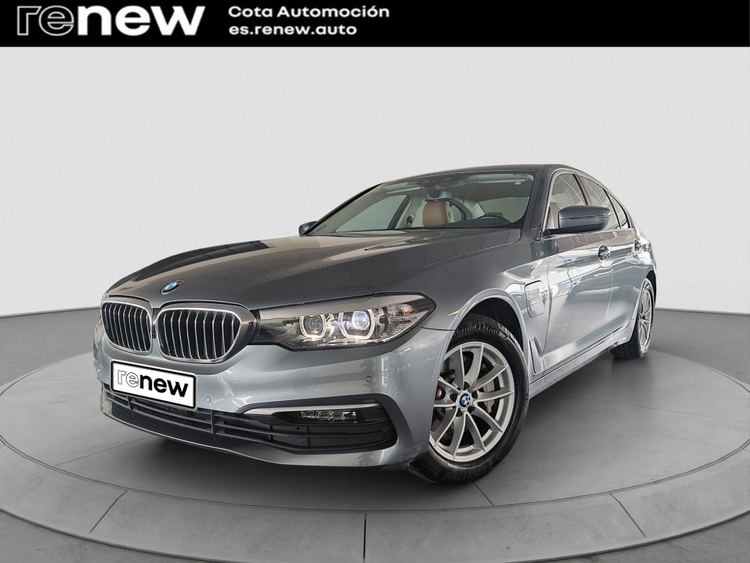 BMW Serie 5 530e foto miniatura